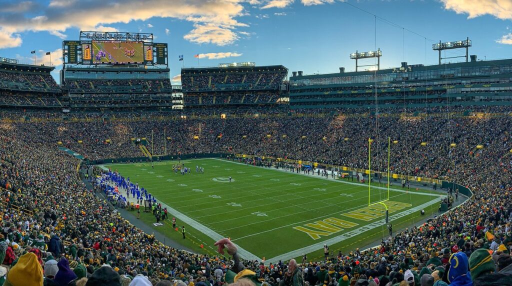 BREAKING: Green Bay Packers Stun Corporate America by Rejecting Elon Musk’s $500 Million Tesla Sponsorship Offer — “We Will NEVER Be Bought by Billionaires Like You; The Packers Belong to Our Fans and Our Community — Not to Greed, Not to Racism, and Not to Corporate Control” - smp