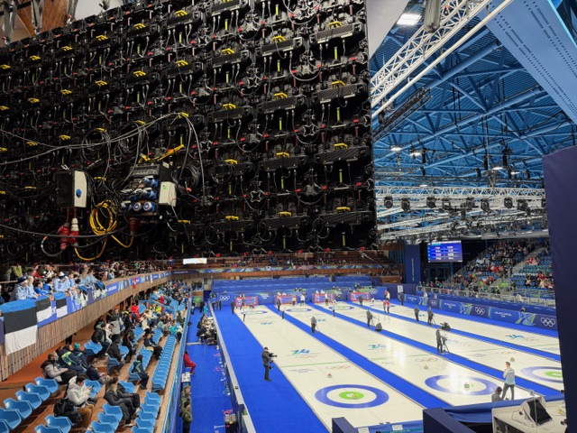 curling behind the scenes Cortina