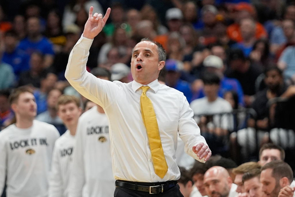 NCAA Iowa Clemson Basketball