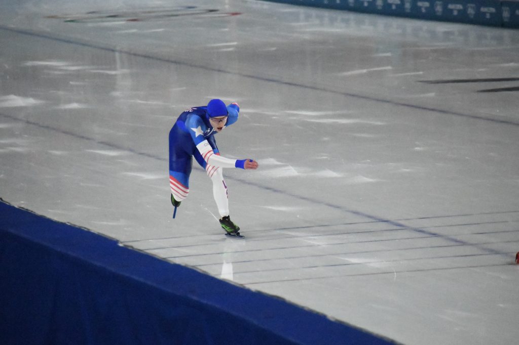 Jordan Stoltz speedskating