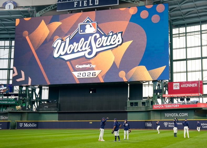 World Series Rays Brewers Baseball
